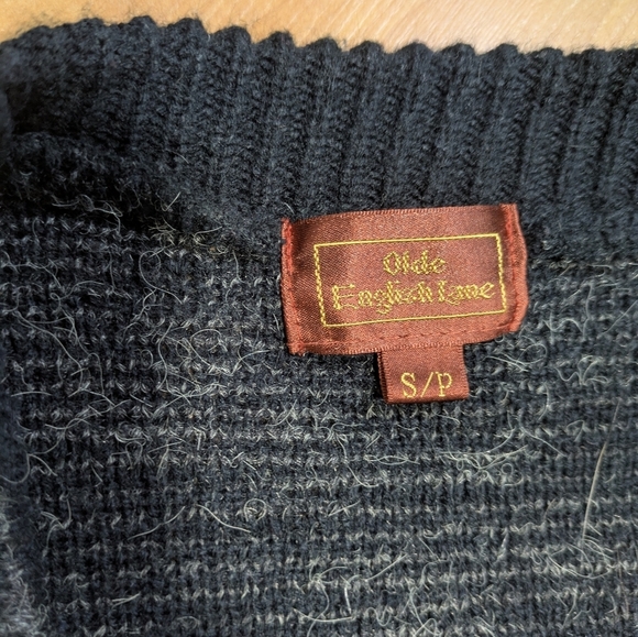 Women’s Charcoal Floral Knit Cardigan Sweater - Unbranded - Picture 12 of 14